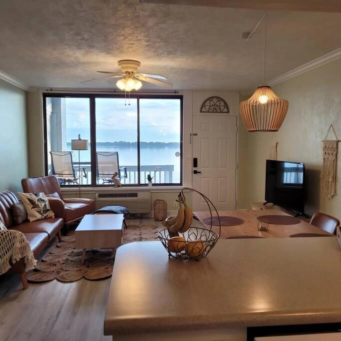 Romantic Getaway Bayside Panacea Exterior photo
